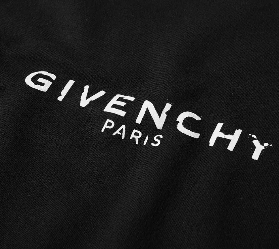 U.STUDIOS| Givenchy | LINE SHOPPING