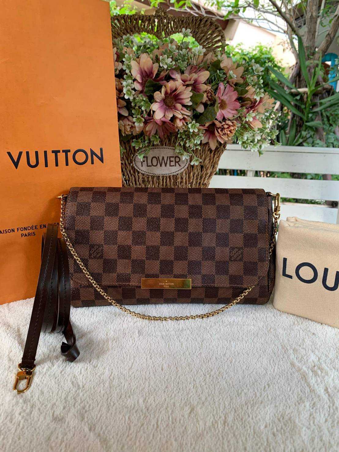 Louis Vuitton Favorite MM Damier LINE SHOPPING