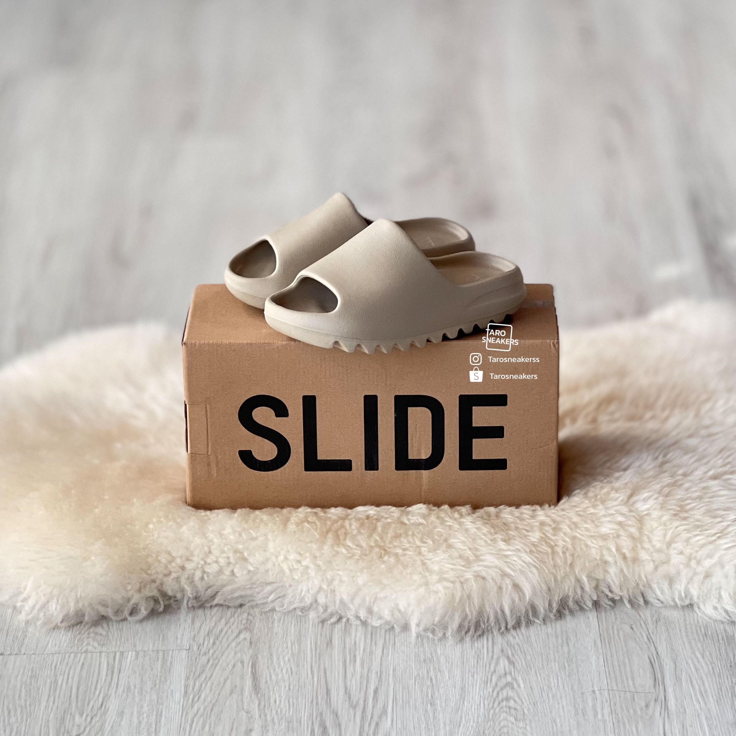 Yeezy Slide “Brown” | LINE SHOPPING