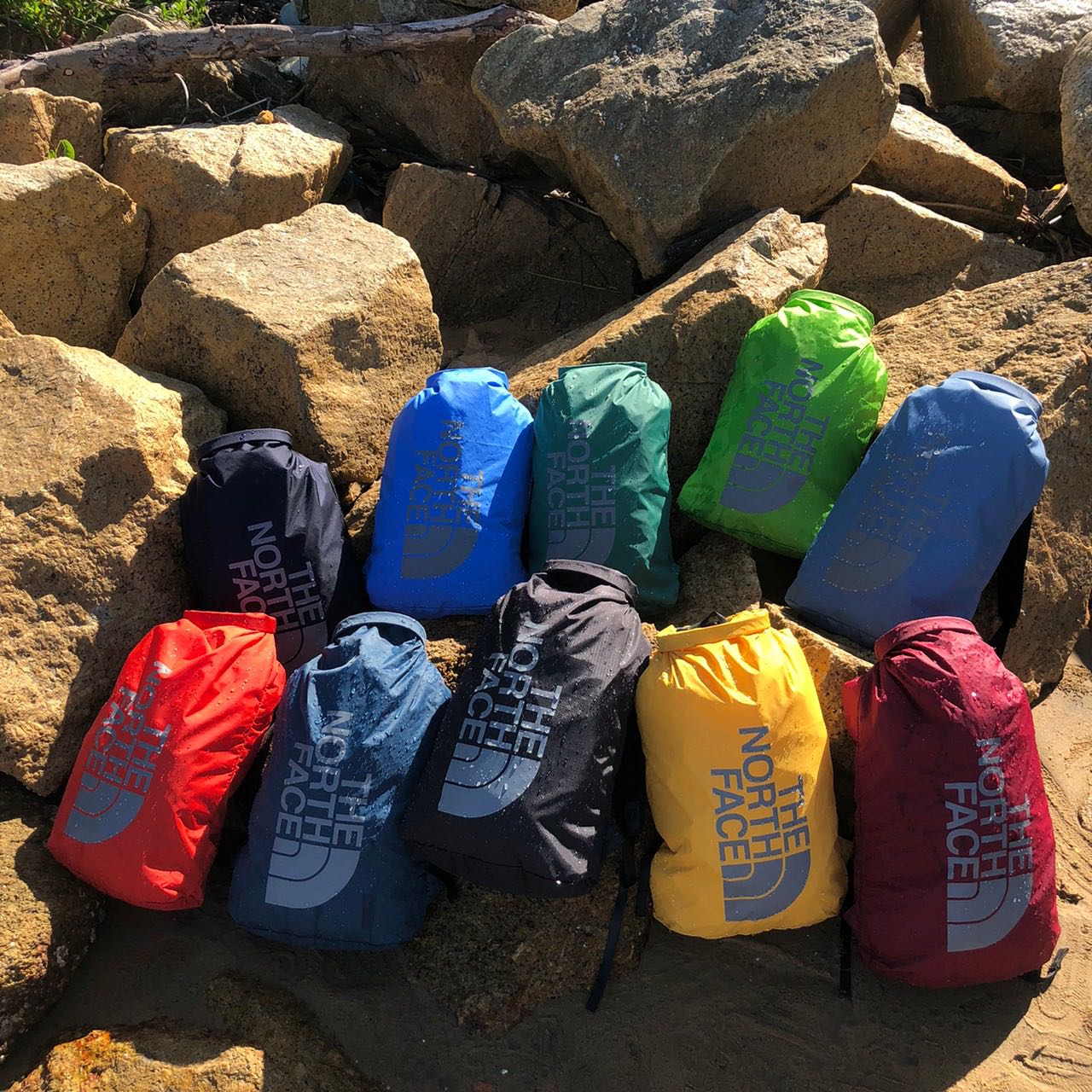 The North Face 19 L LINE SHOPPING