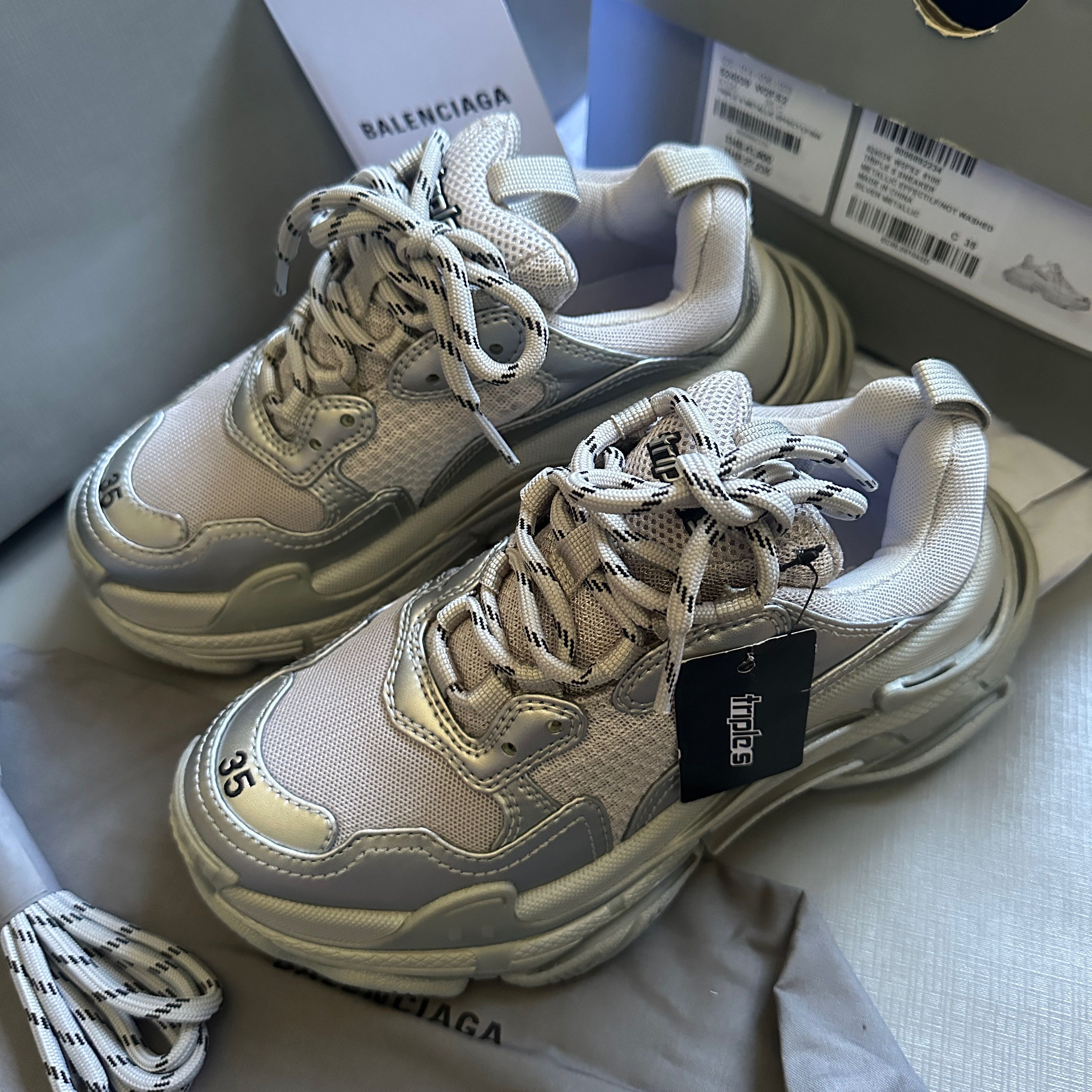 Balenciaga Triple S sneakers size.35 | LINE SHOPPING