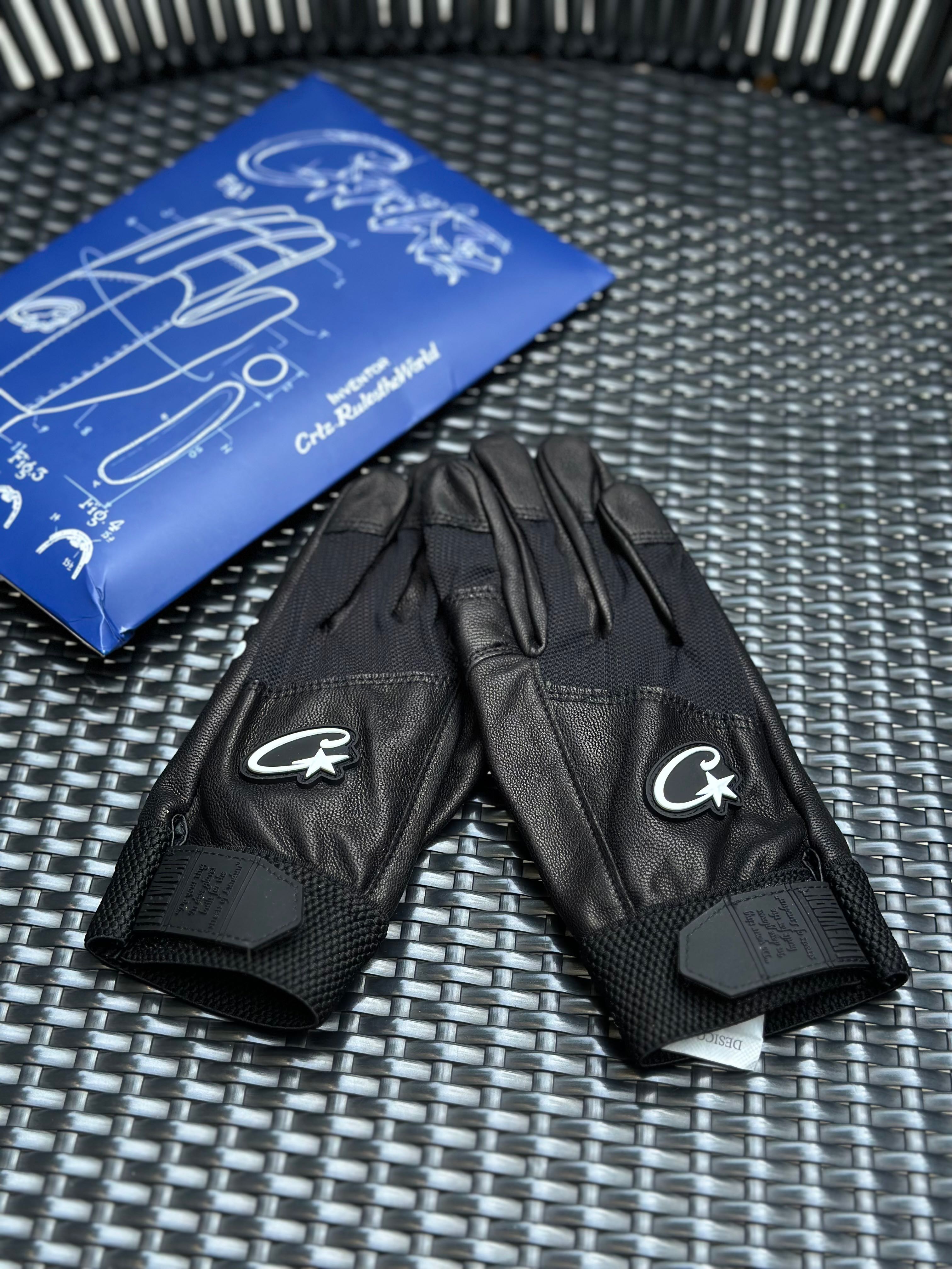 Corteiz - Leather Glove | LINE SHOPPING