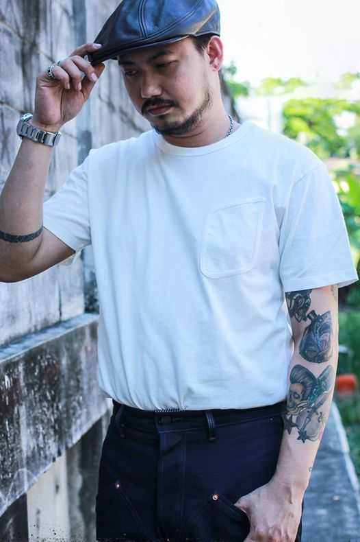 lady white clark pocket tee