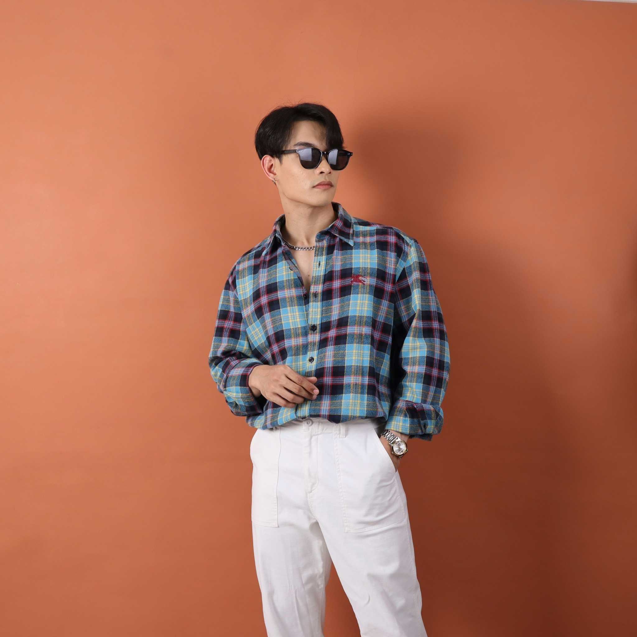 Burberry xl hotsell