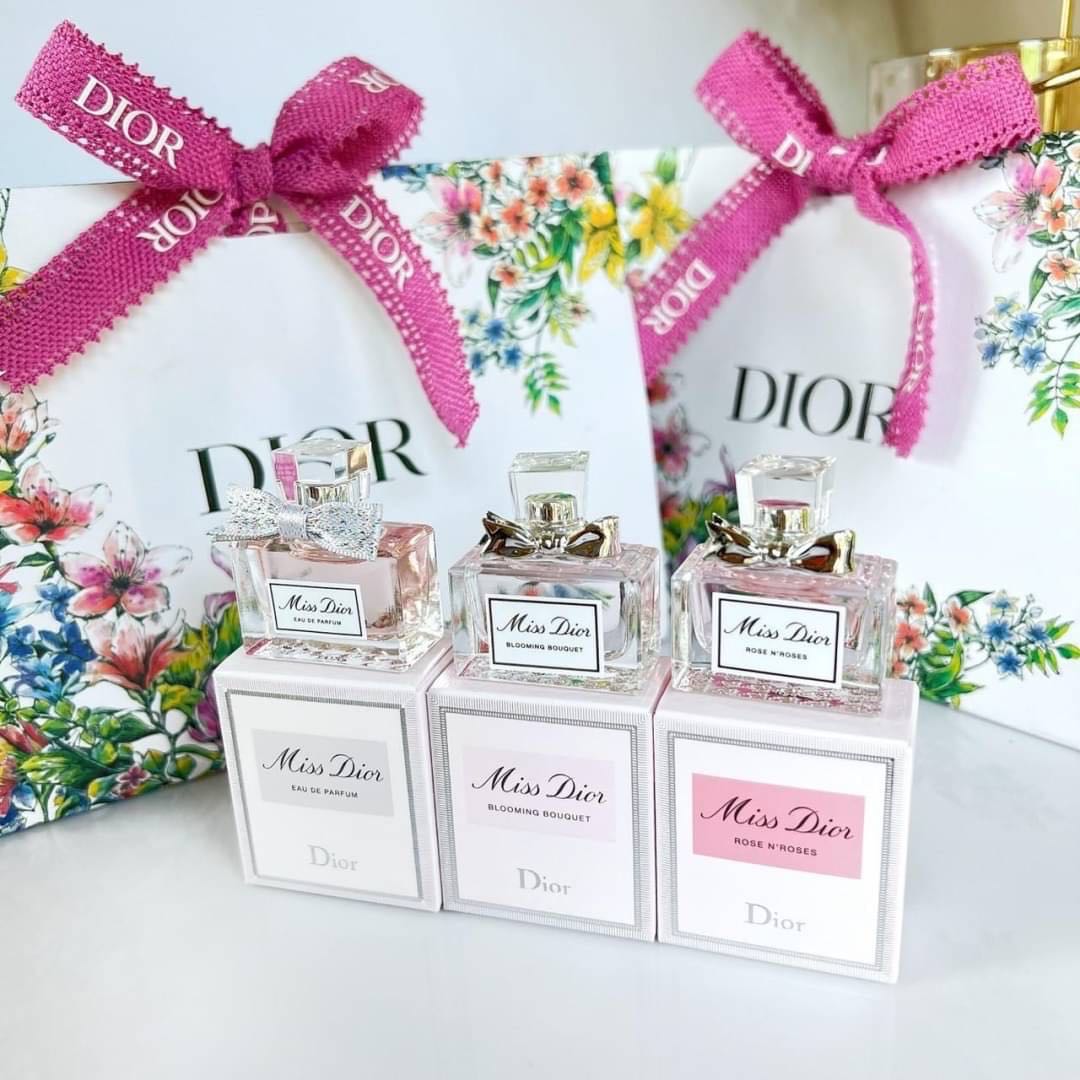 Miss dior cheap mini perfume set