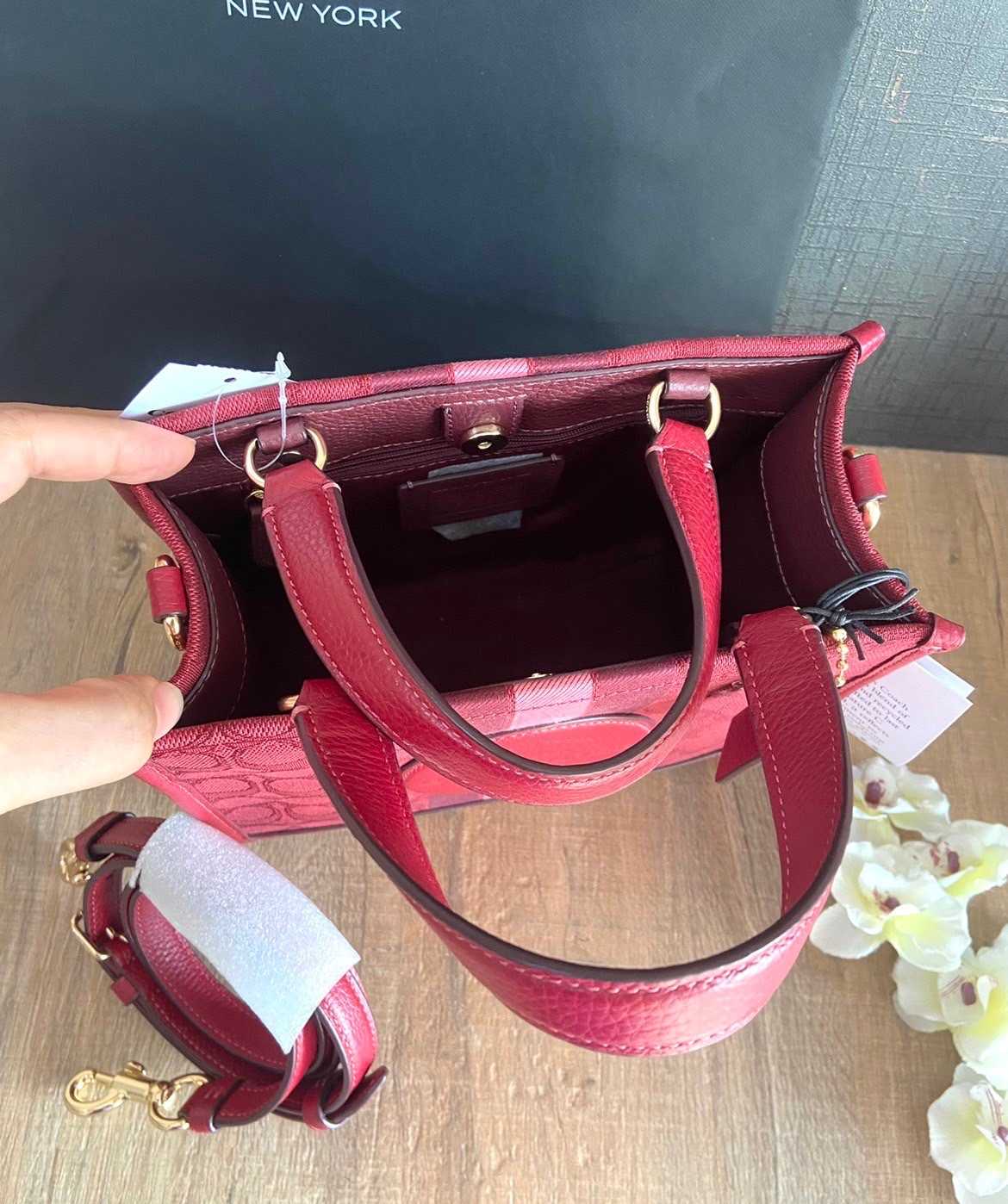 Coach dempsey store tote red