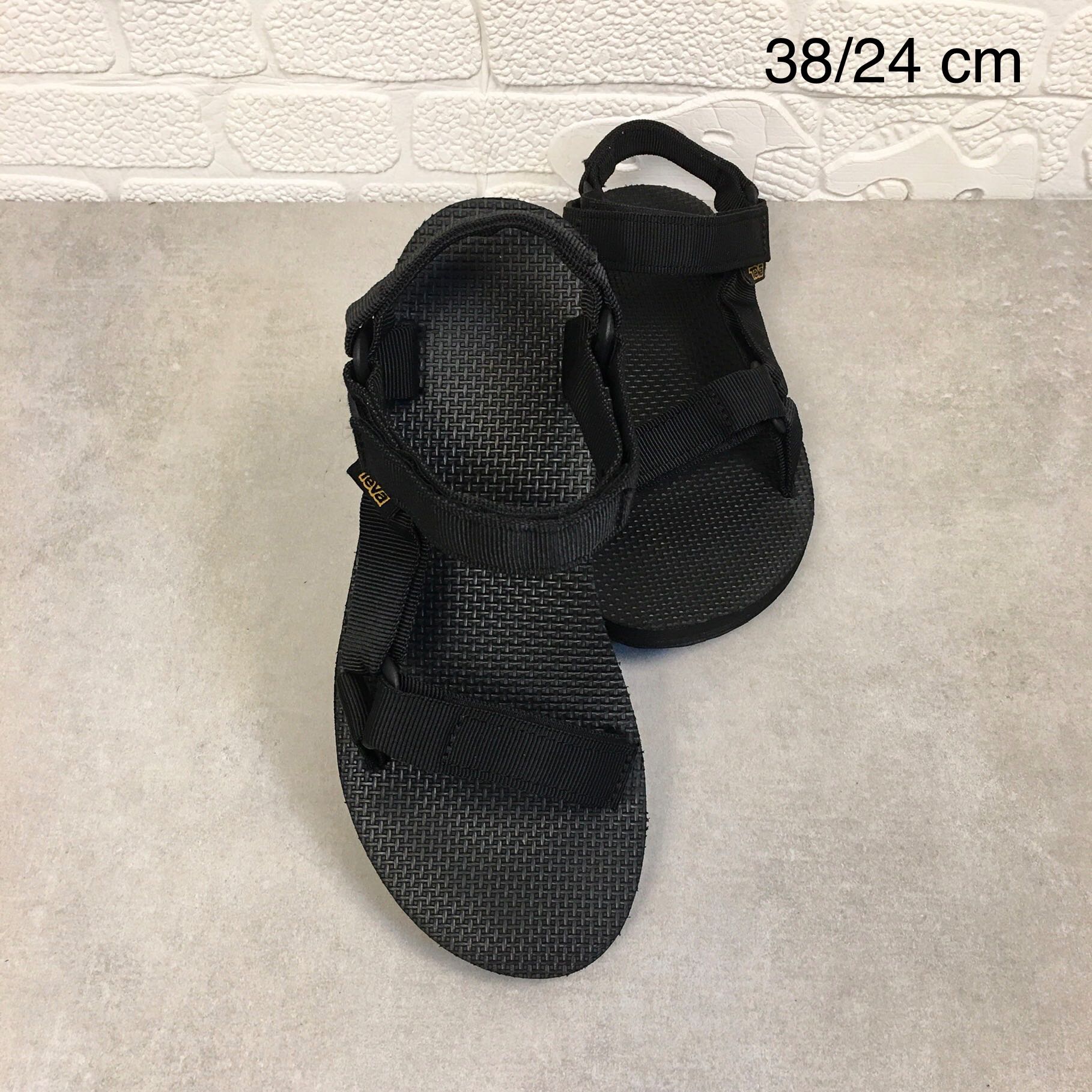 Teva 38 top