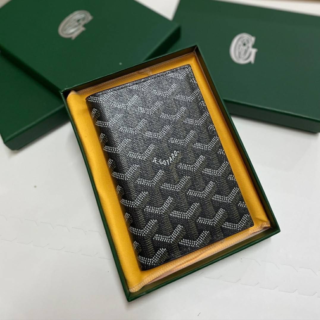Goyard passport 2025 cover price