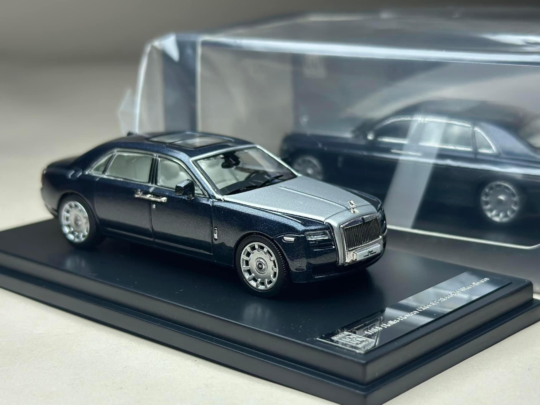 1/64 Rolls Royce Ghost-