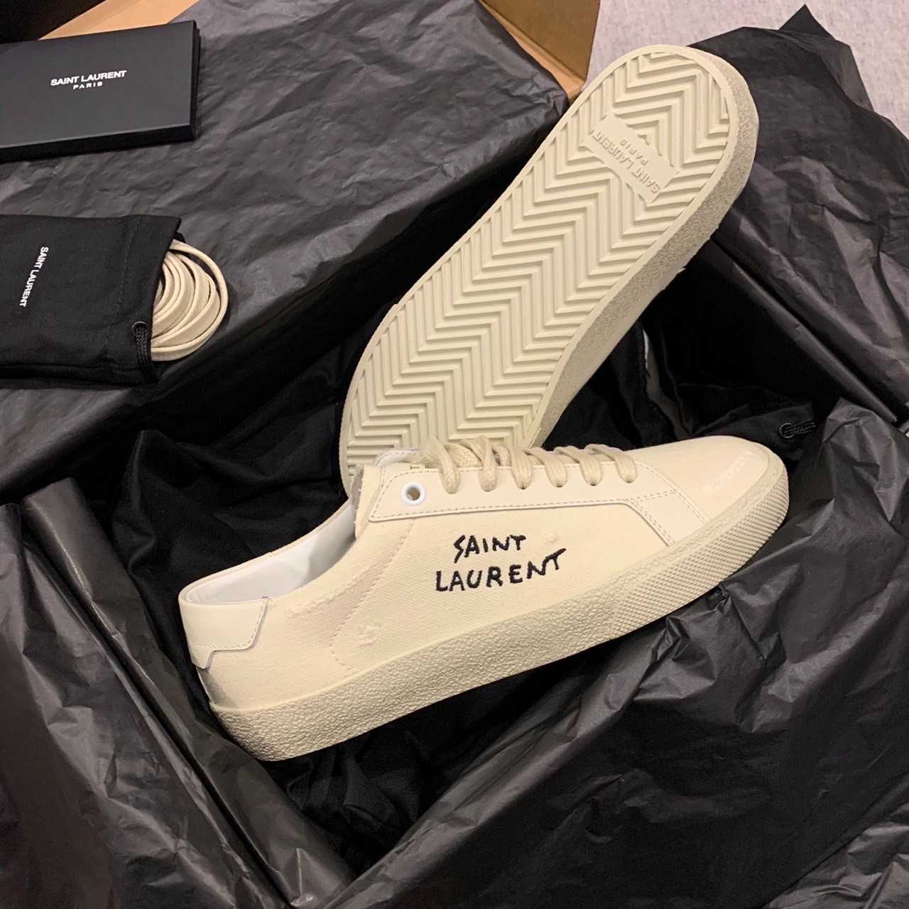 Slp distressed sneakers 2025