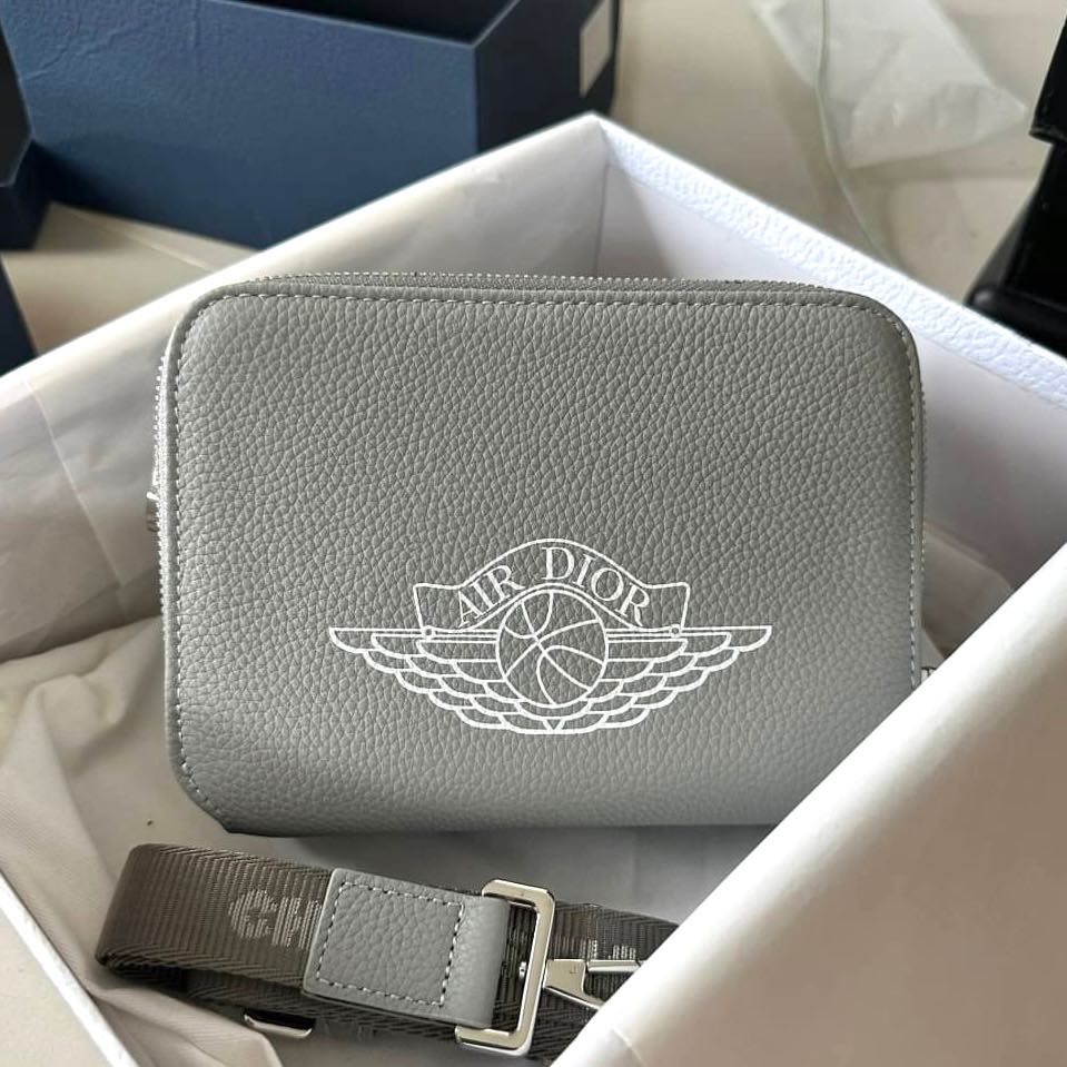 Air dior pouch outlet