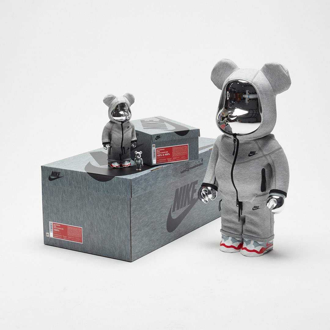 Be@rbrick Nike Tech Fleece N98 100%+400% | LINE SHOPPING