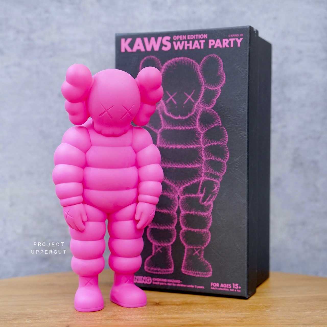 最旬ダウン 【新品未開封】KAWS TOKYO FIRST what Party Pink | www ...