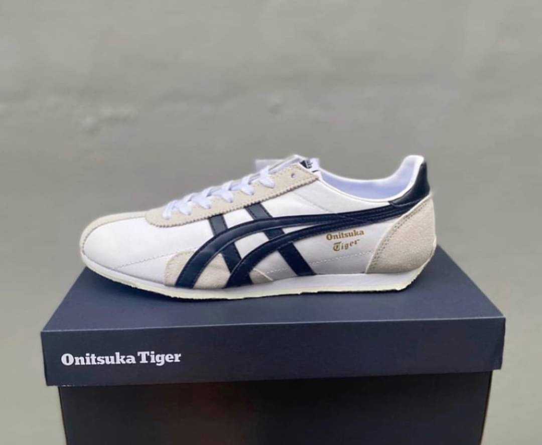 Runspark hot sale onitsuka tiger