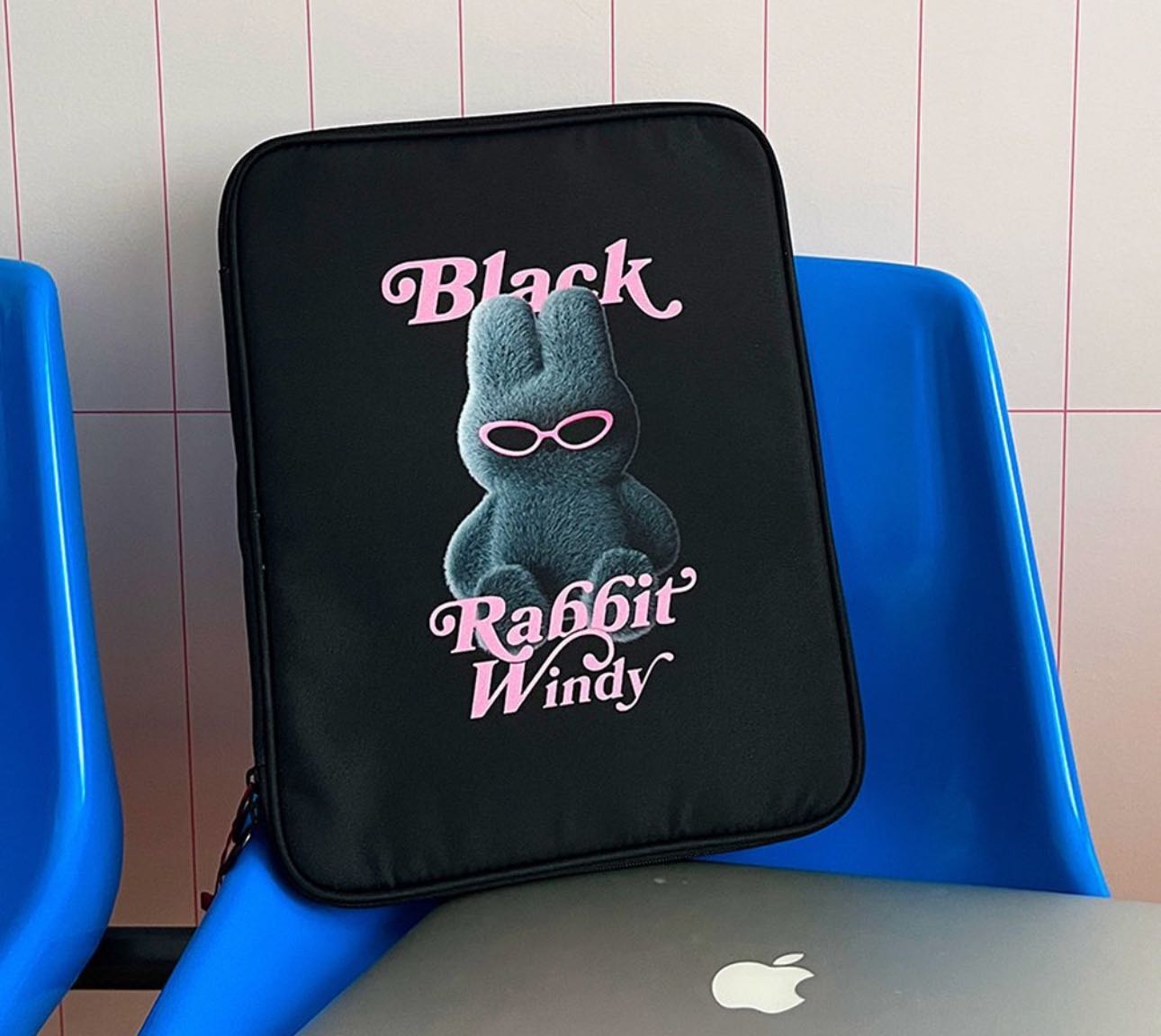 Ipad / PC bag Black Windy [The nine mall] | LINE SHOPPING