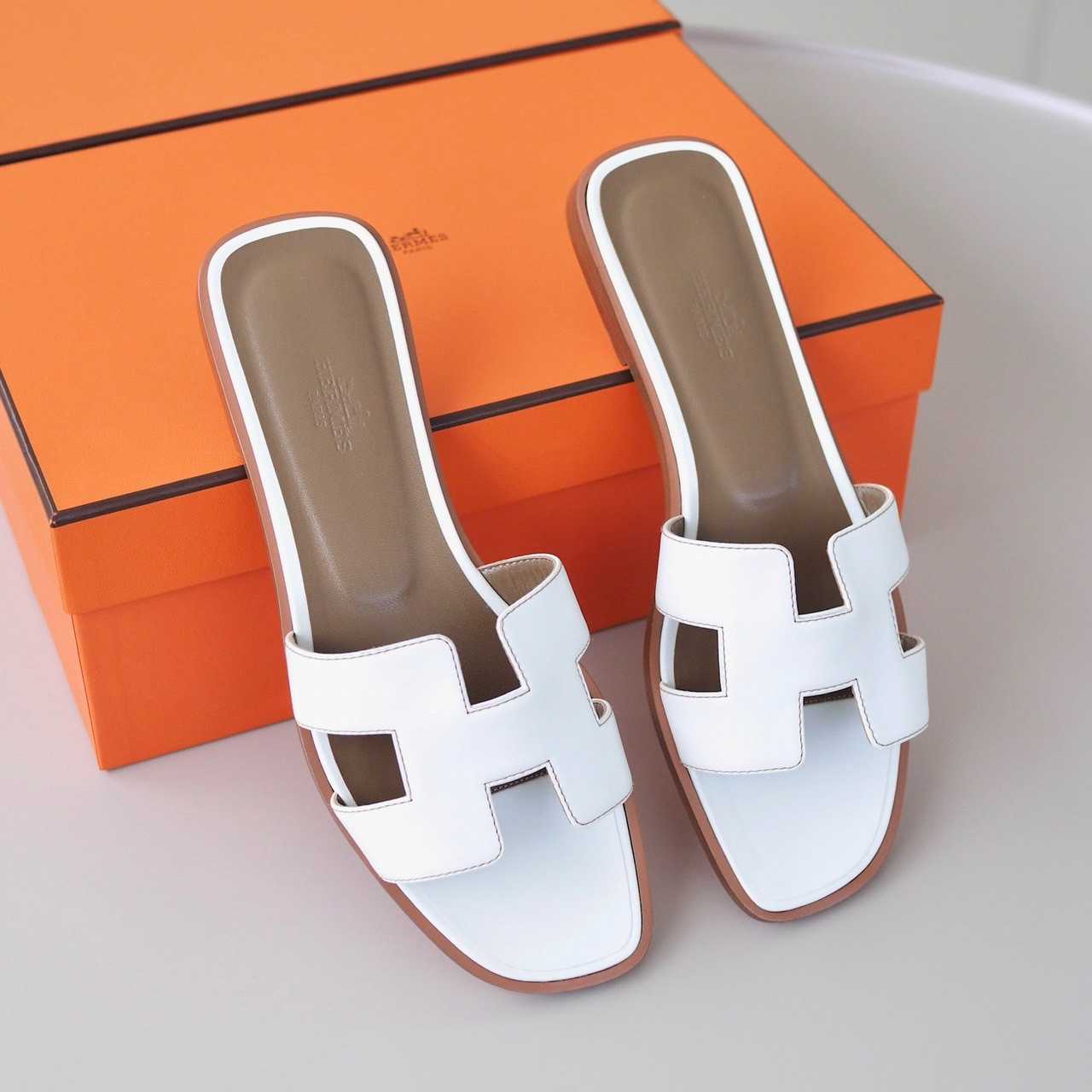 NEW! HERMES ORAN (BLANC) Shoes | LINE SHOPPING