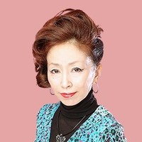 南　アンナ先生