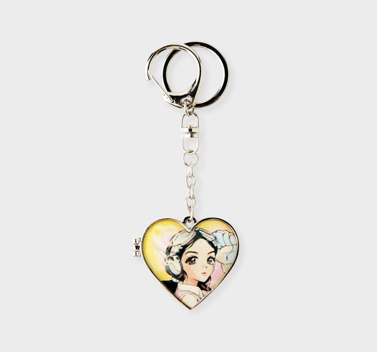 NJ GET UP METAL MIRROR KEYRING (HYEIN) – LINE FRIENDS COLLECTION STORE