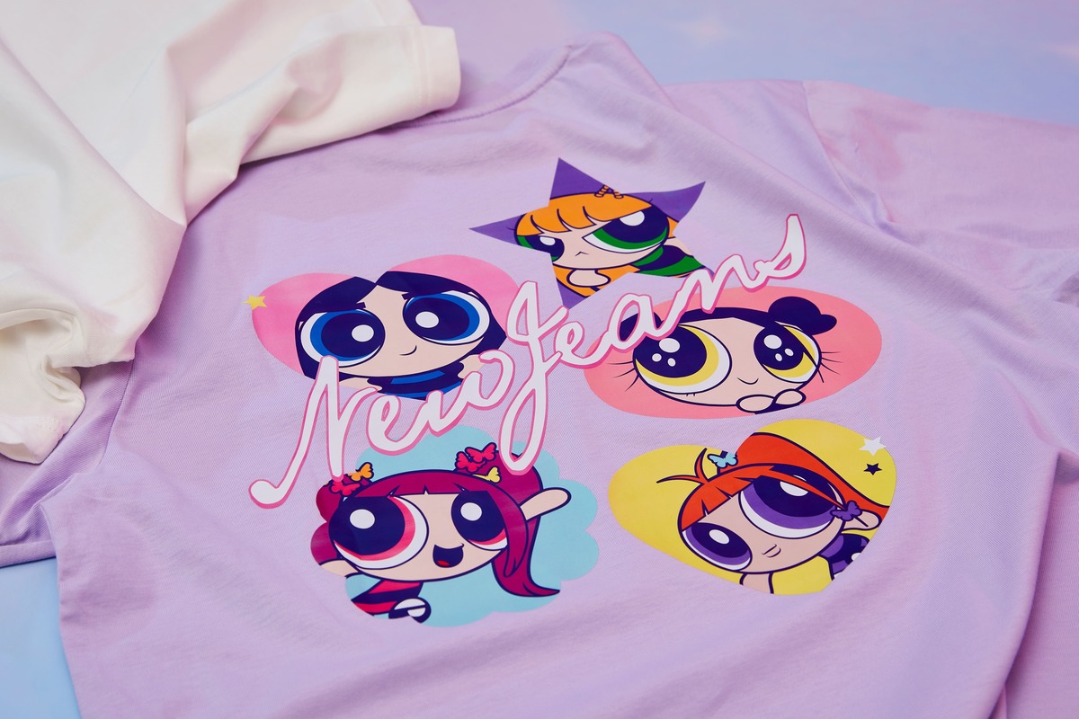 THE POWERPUFF GIRLS x NewJeans Short Sleeve T-Shirt (White) - LINE 