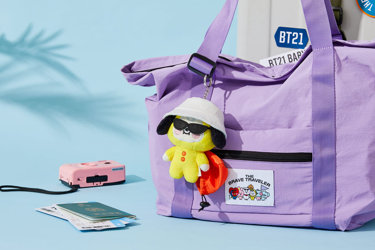 BT21 BABY TRAVEL FOLDABLE SHOULDER BAG BLACK LINE FRIENDS SQUARE