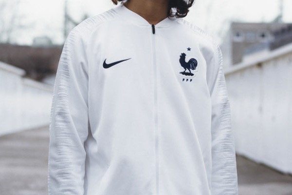 フランス代表　アンセム　ジャージ　NIKE ナイキ Nike フランス代表 アンセムジャケット ジャージ - メルカリ