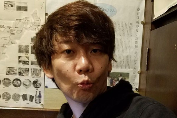 目に 奇病 を患った 三四郎 小宮 実は伊達メガネだった Smartflash