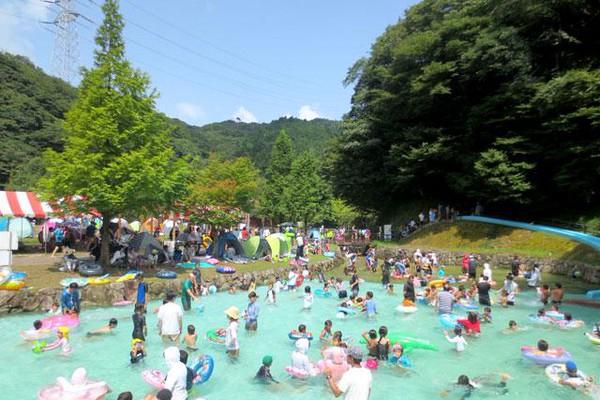 ちびっこでも安心して水遊び 福岡 佐賀 大分のひんやり自然プール6選 ウォーカープラス