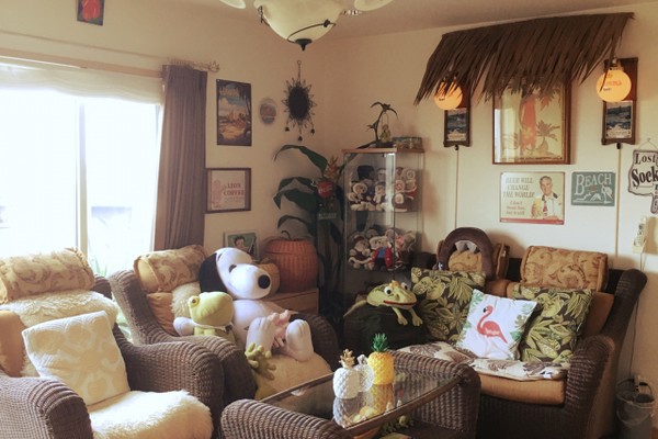 まるで自宅がハワイ 癒しのオールドハワイアンインテリア Roomclip Mag