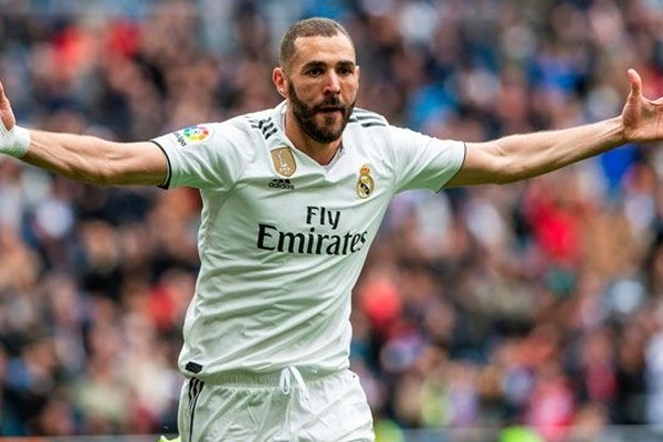 ベンゼマ キレる この茶番はいつまで続くんだ 5年以上経過のあの事件 Sport Es