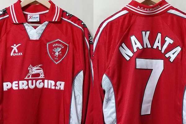 GALEX セリエA ペルージャユニフォーム上下　マフラーセット　中田英寿 719vY6N7RfL._AC_SY200_QL15_.jpg