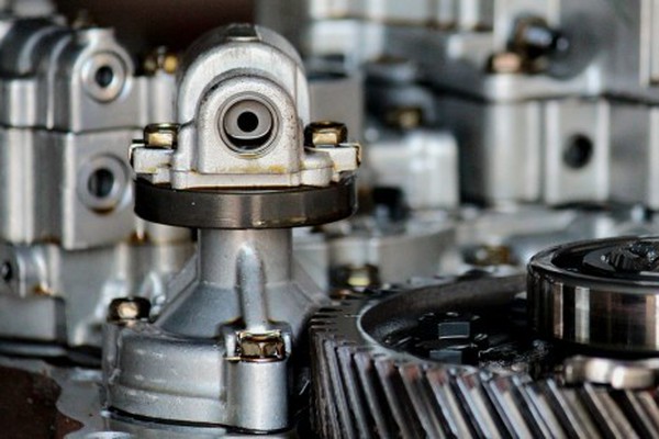 シーケンシャルミッションとは 構造とメリット デメリットを解説 市販車はある Moby モビー