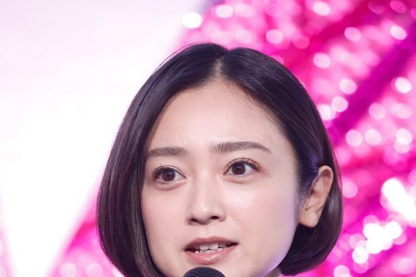 “永遠の少女”安達祐実、新ヘアスタイルお披露目に「可愛くてびっくりする」「jkと変わらない」の声、続々（ザテレビジョン）