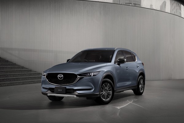 マツダ Cx 5で車中泊 おすすめのオプションと専用アイテム9選 Moby モビー