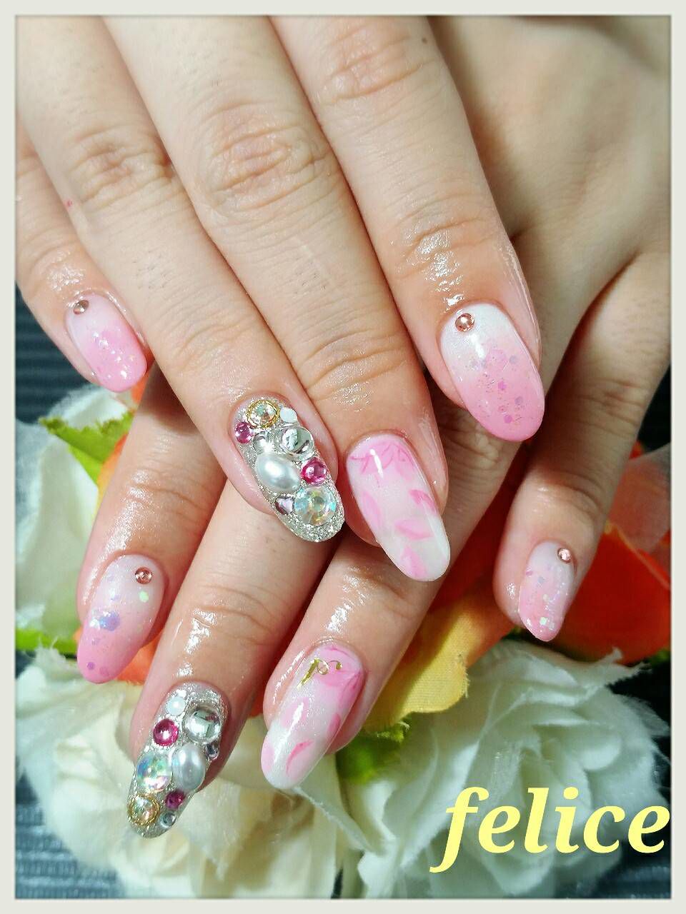Nailroom Felice Line Official Account