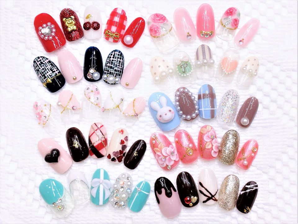 Nail Collection Pink Line Official Account