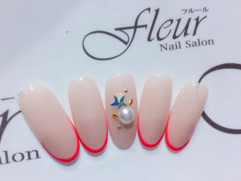 Recent Media ネイルサロン フルール