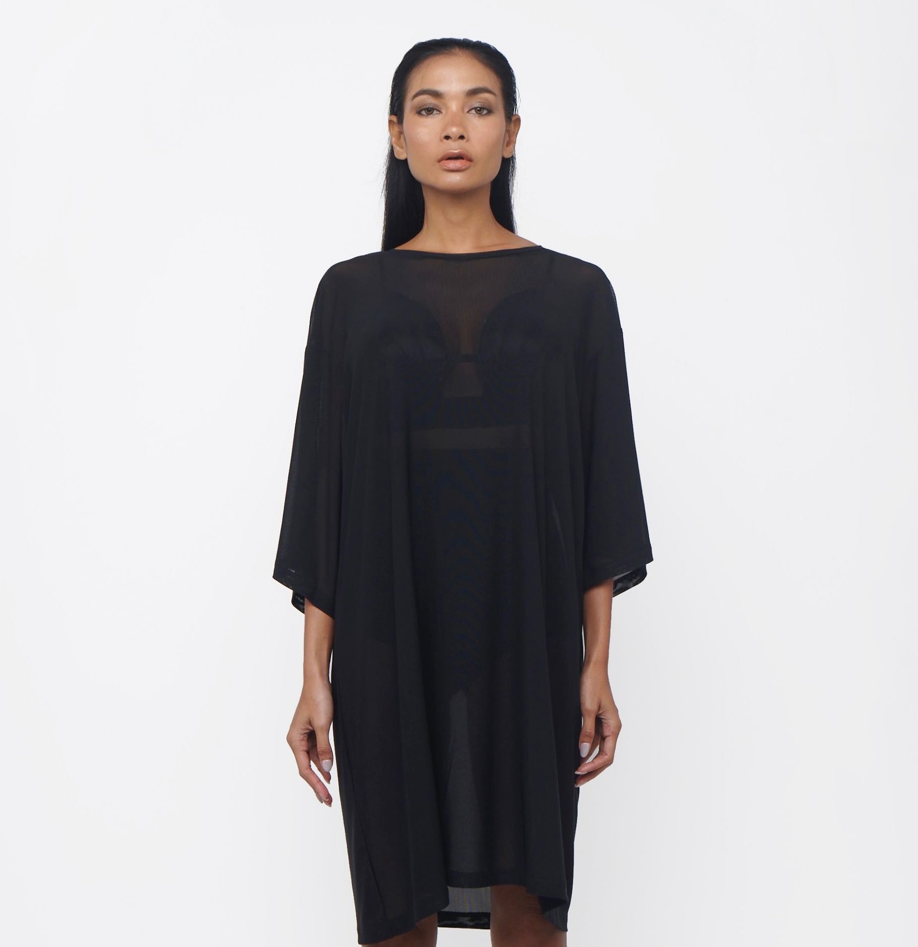 Peekaboo Mesh Fit For All Overed T-shirt in Ink Black