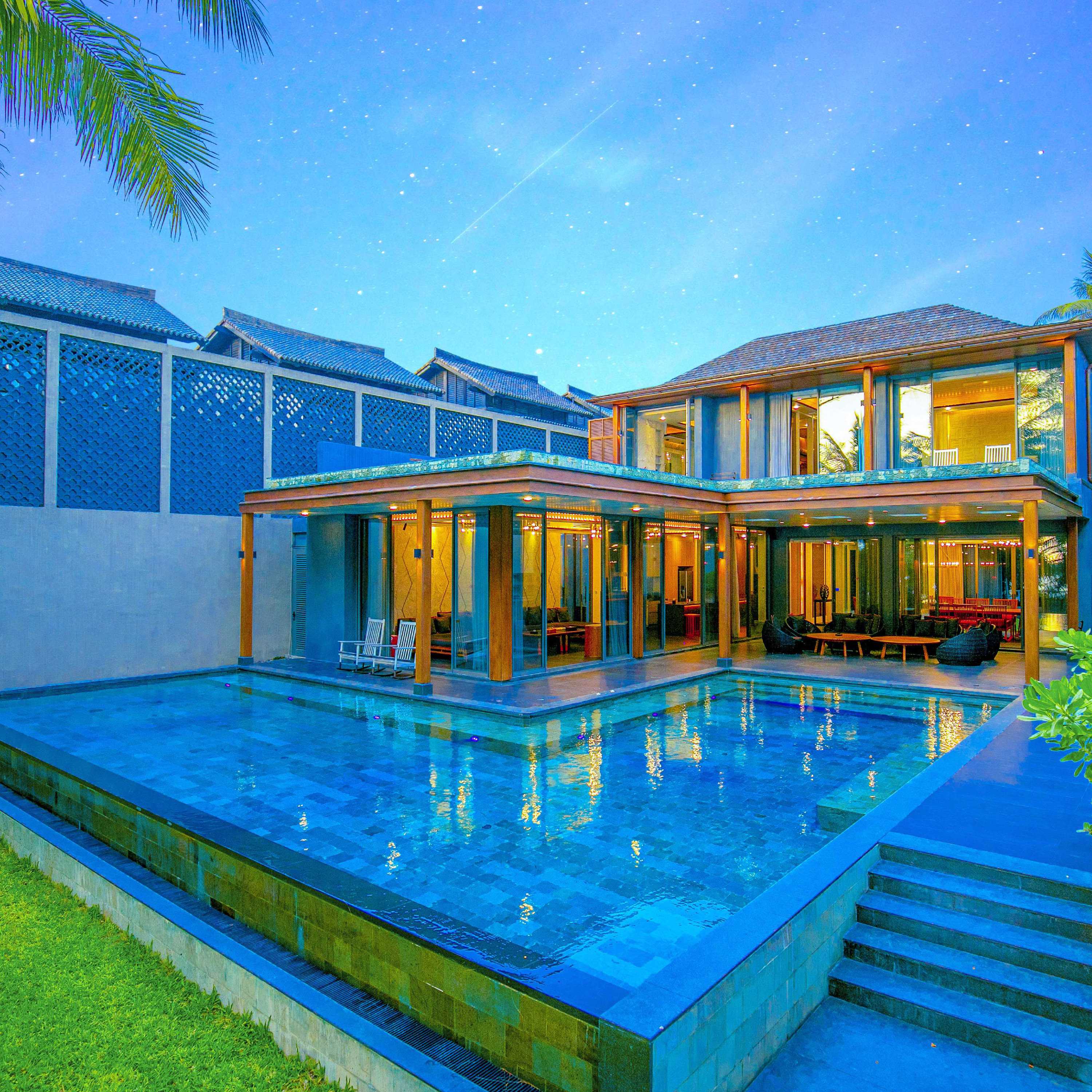 5BR Beachfront Pool Villa 1 คืน รวมอาหารเช้า เข้าพัก 17 เม.ย. - 27 ก.ย. & 8 - 31 ต.ค. 2567