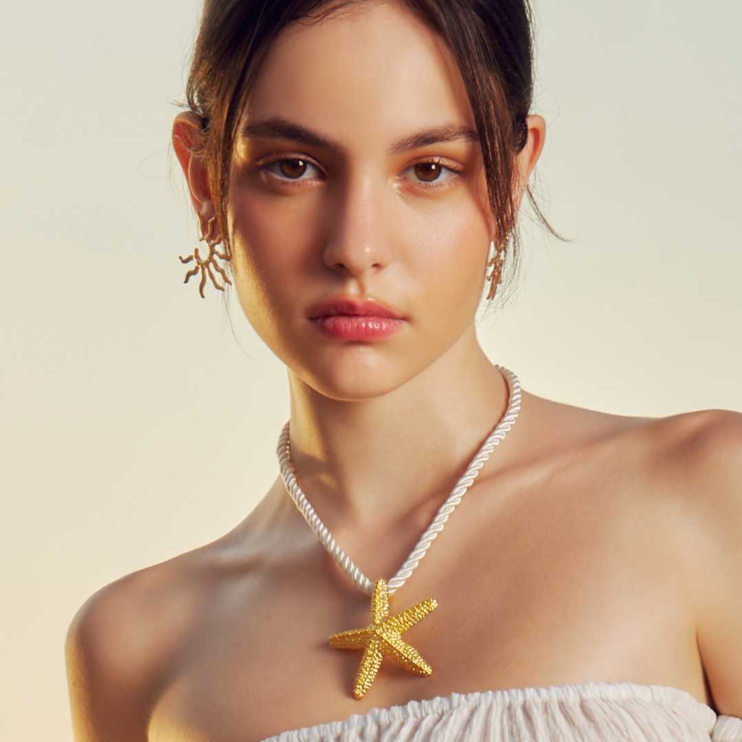 [Coralist Swimwear] Starfish necklace สร้อยคอลายปลาดาว Starfish necklace สี Golden Glow (CRB58)
