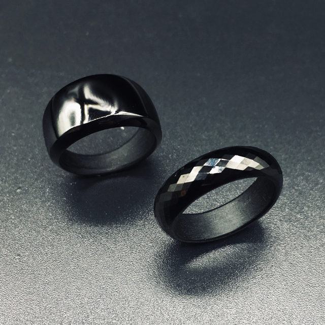 แหวนนิลล้วน Black Spinel Rings