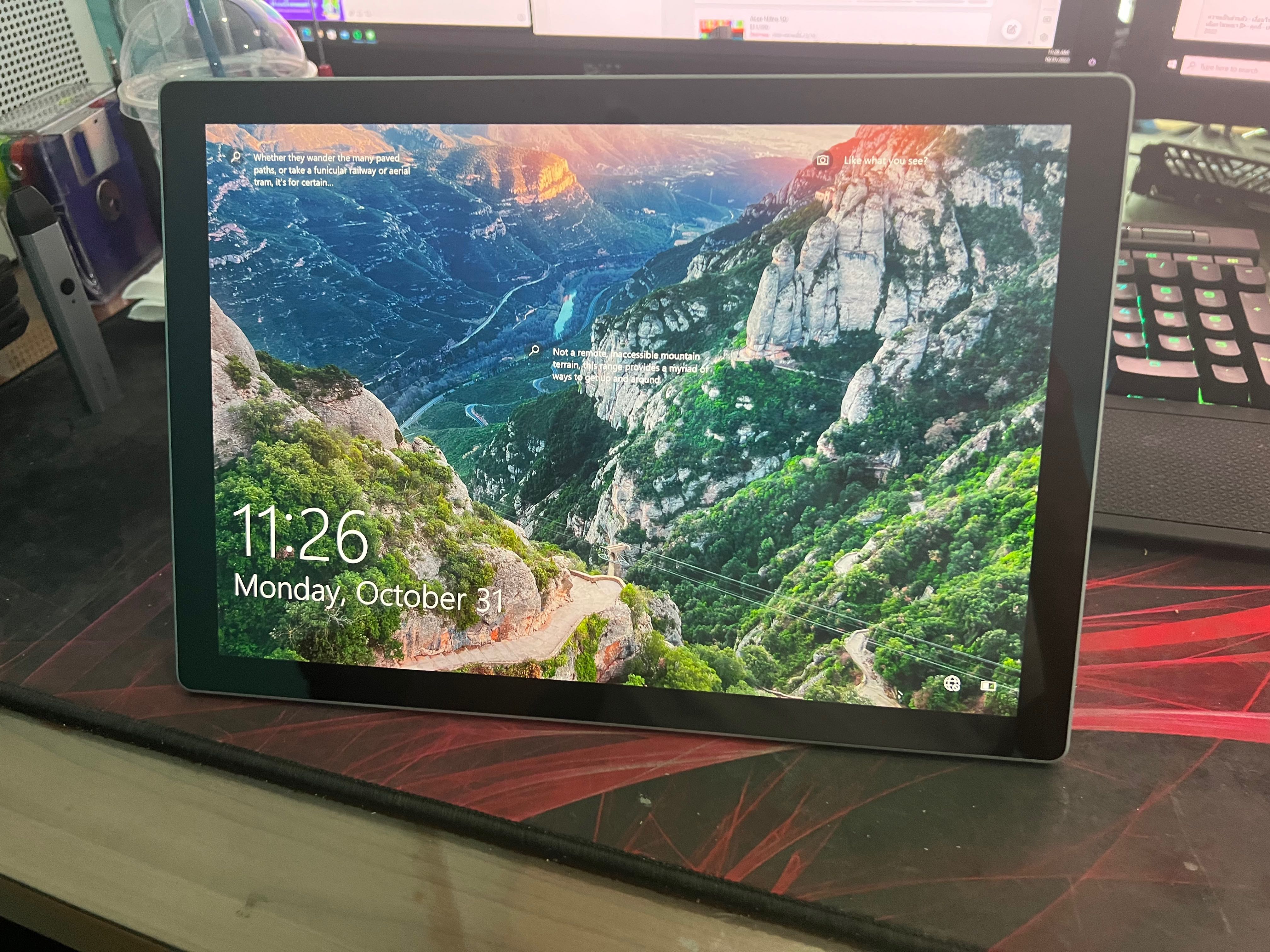 Microsoft Surface Pro 7 Plus