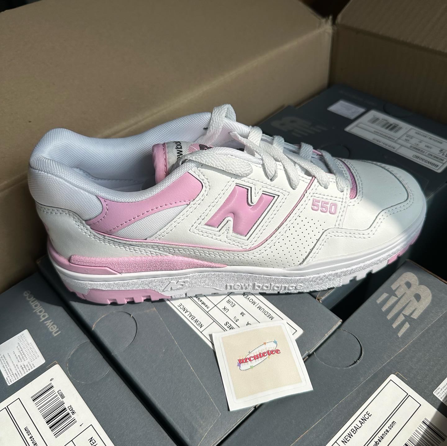 (พร้อมส่ง ของแท้ 100%) New balance 550 bubblegum pink 💅🏻💗✨ รุ่น 550 สีชมพูหวานๆ