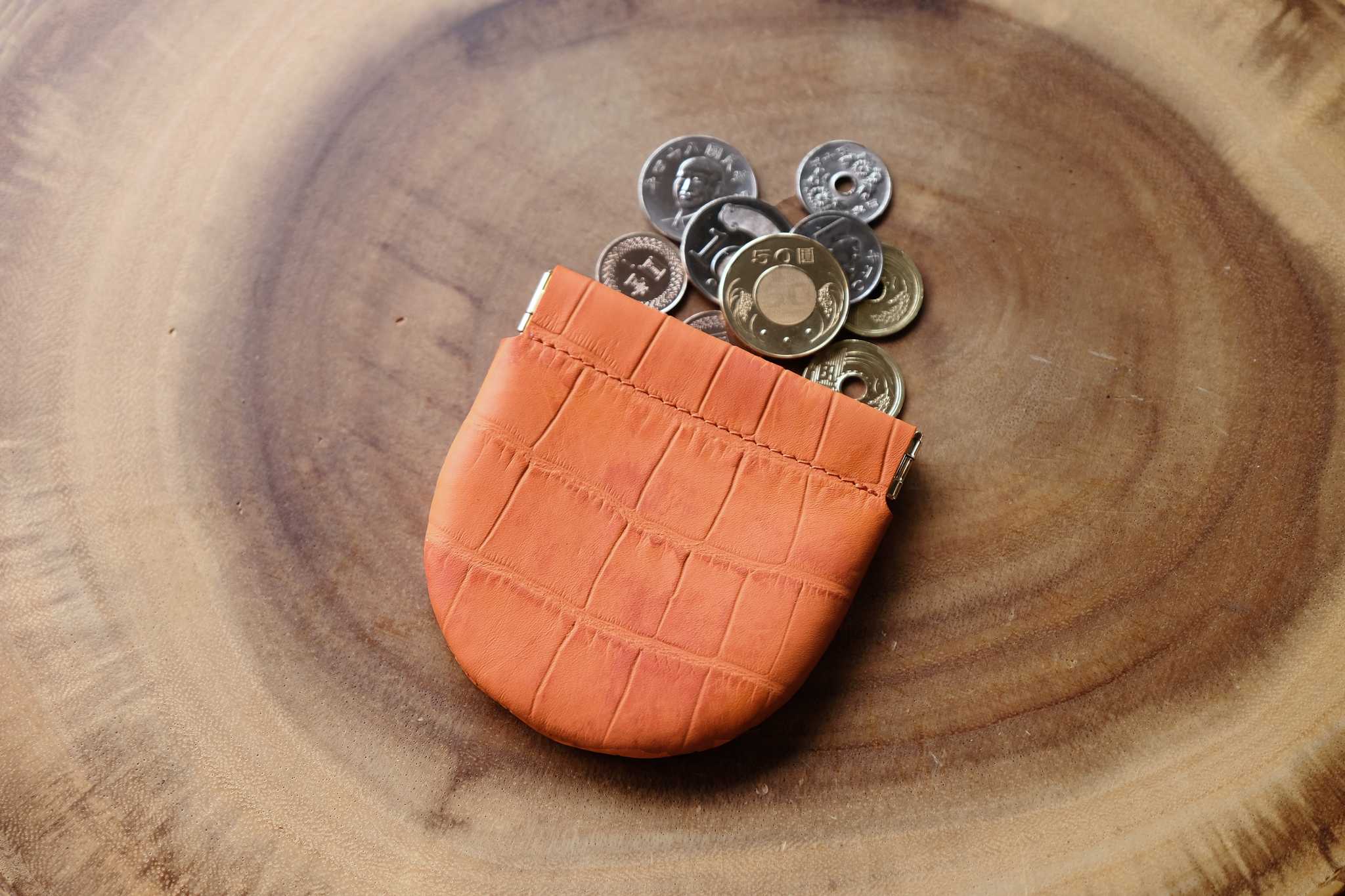 ADORE - Arch leather coin purse (Orange Croco)