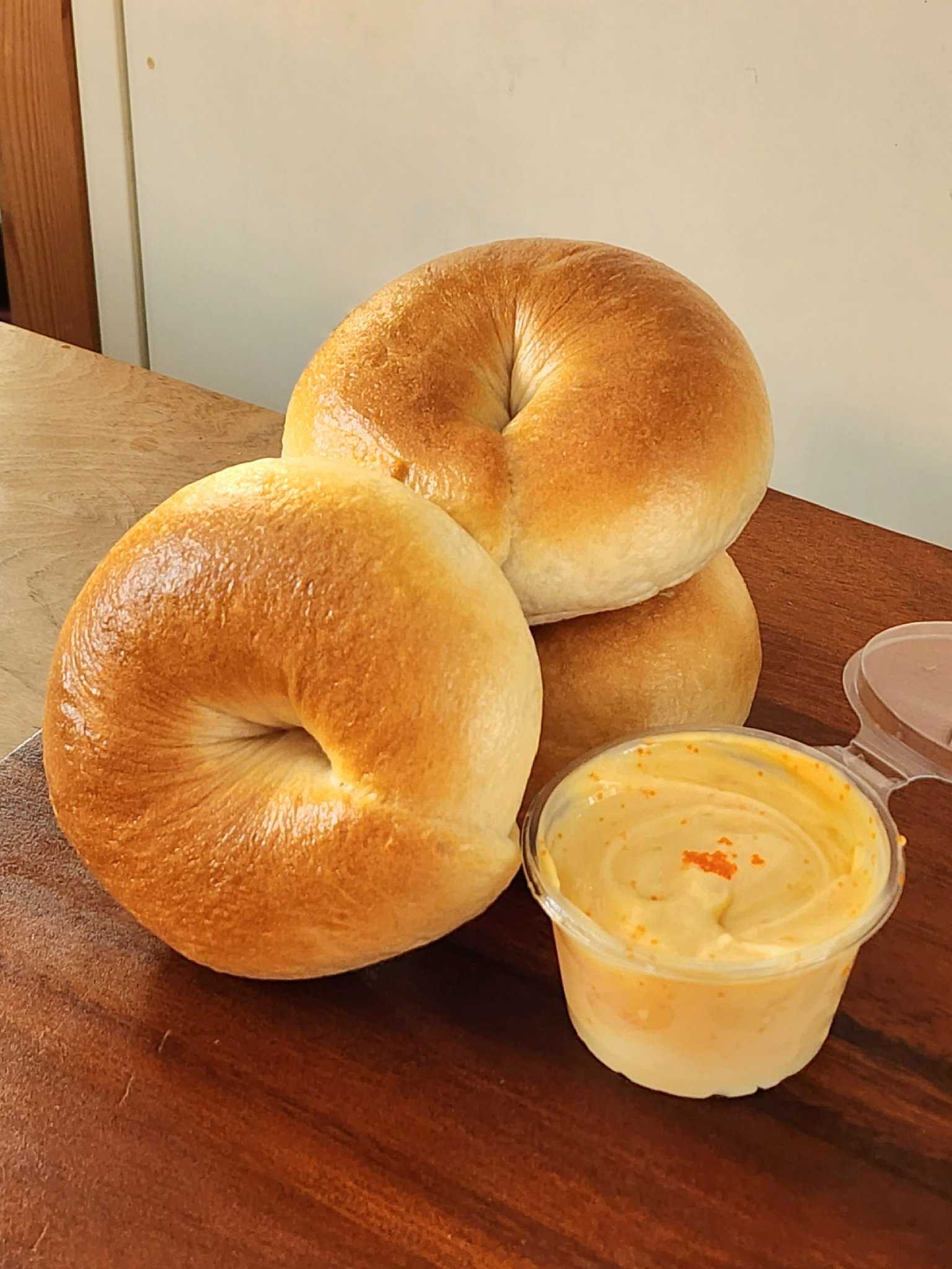 Plain Bagel with Tabiko Spicy Mayo